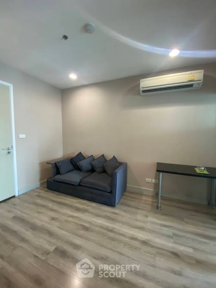 living room of Centric Sathon-St Louis