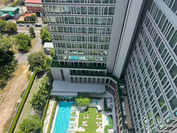 pool of Centric Sea Pattaya