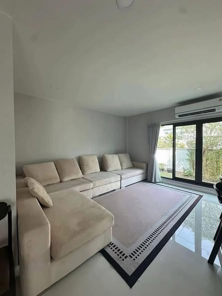 living room and bedroom of Centro Bangbon