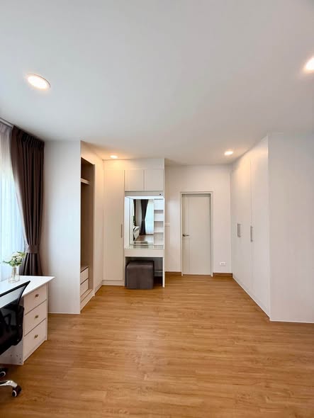 room interior of Centro Bangna