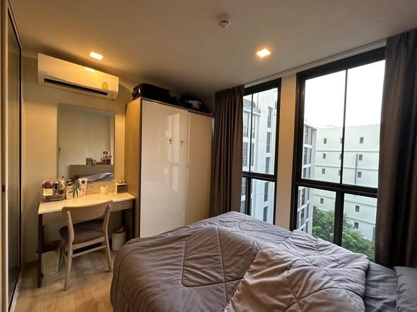 bedroom and room interior of CHAMBERS On Nut Station, Sukhumvit Soi 81
