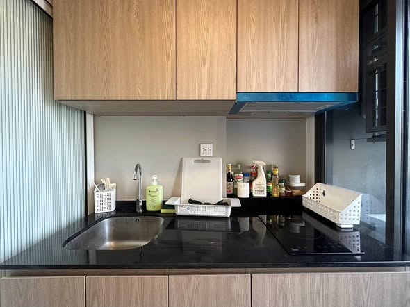 kitchen of CHAMBERS On Nut Station, Sukhumvit Soi 81