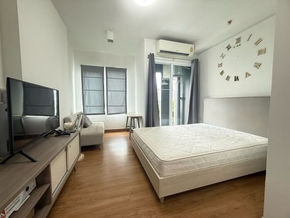 bedroom of Chapter One Eco Ratchada-HuaiKhwang