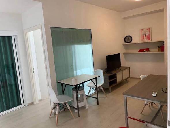 room interior of Chapter One Eco Ratchada-HuaiKhwang
