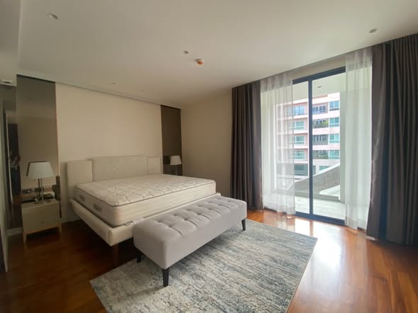 bedroom and room interior of CHAPTER THONGLOR 25