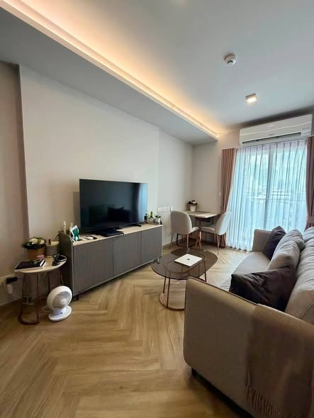 living room of CHAPTER THONGLOR 25
