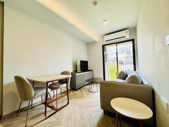 living room of CHAPTER THONGLOR 25