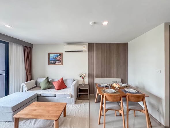 living room and bedroom of CHAPTER THONGLOR 25