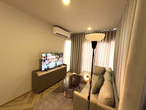 living room and bedroom of CHAPTER THONGLOR 25