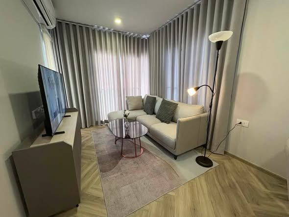 living room and bedroom of CHAPTER THONGLOR 25