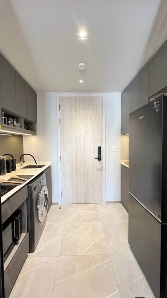 room interior of CHAPTER THONGLOR 25
