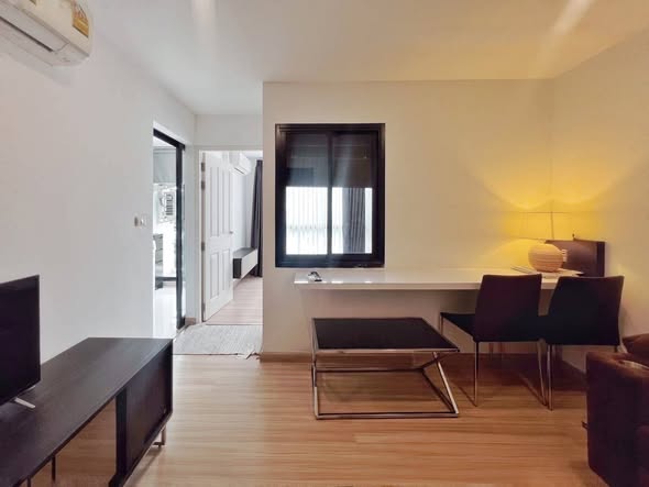 living room of Chateau In Town Sukhumvit 64/1.