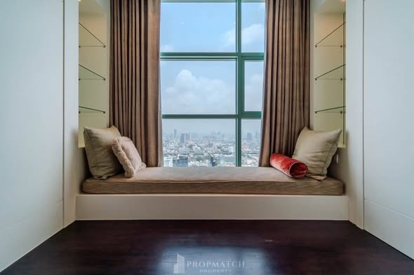 bedroom of Chatrium Hotel Riverside Bangkok