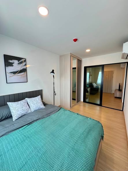 bedroom and room interior of Chewathai Hallmark Ladprao – Chokchai 4 Phase 2