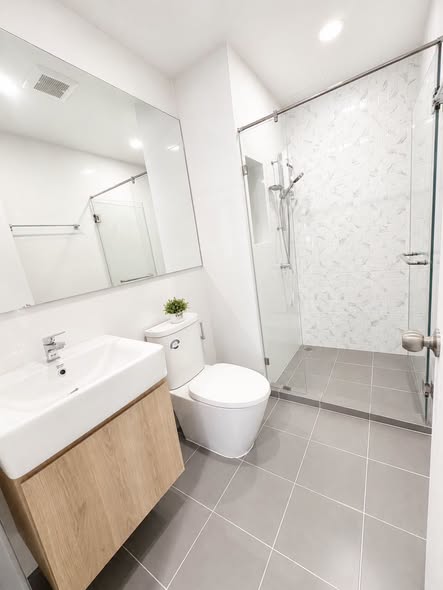 bathroom of Chewathai Pinklao | ชีวาทัย ปิ่นเกล้า