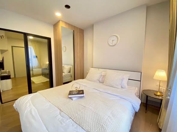 bedroom of Chewathai Pinklao | ชีวาทัย ปิ่นเกล้า