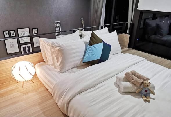 bedroom of Chewathai Residence Asoke