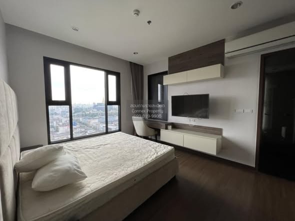 bedroom of Chewathai Residence Bang Pho