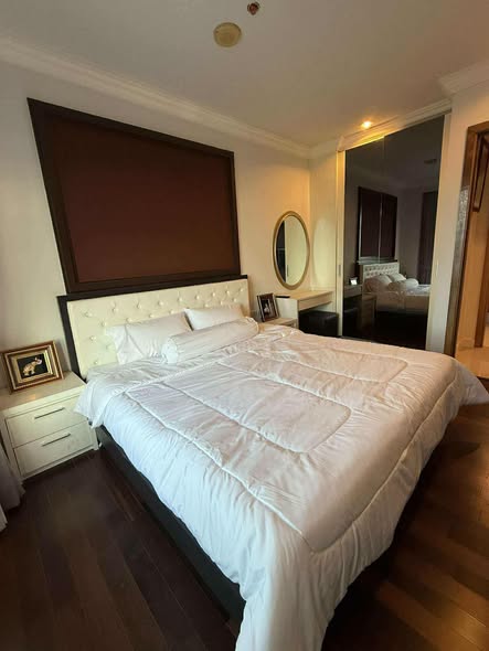 bedroom of Circle Condominium