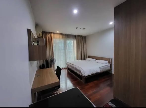bedroom of Circle Condominium