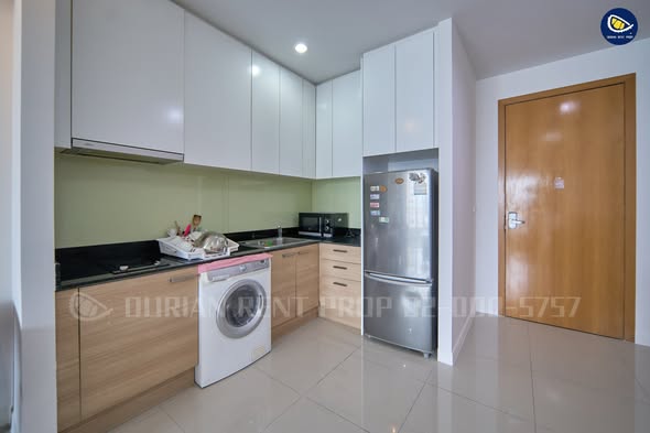 Circle Condominium