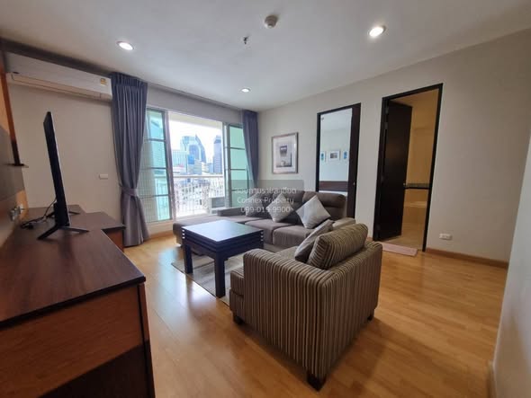 living room and room interior of Citi smart Sukhumvit 18