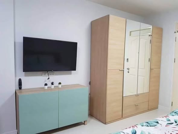 bedroom and room interior of City Home Sukhumvit