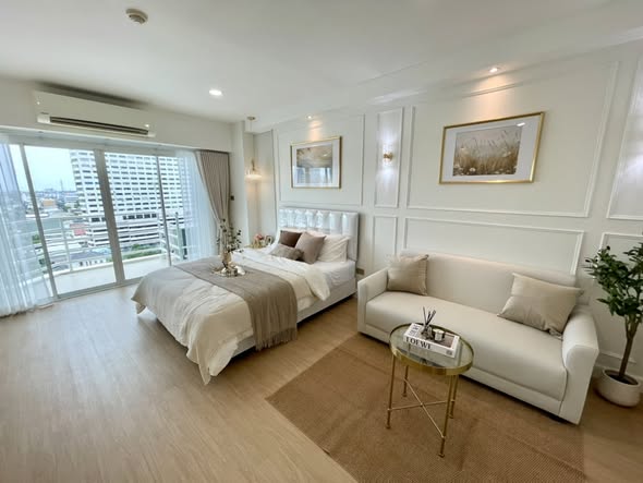 bedroom of City Living Ratchada