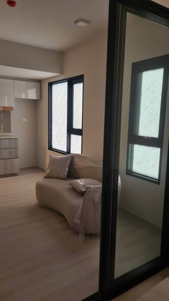 bedroom and room interior of COBE Ratchada-Rama 9