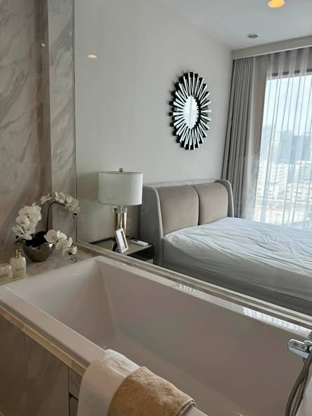 bedroom and bathroom of Coco Parc