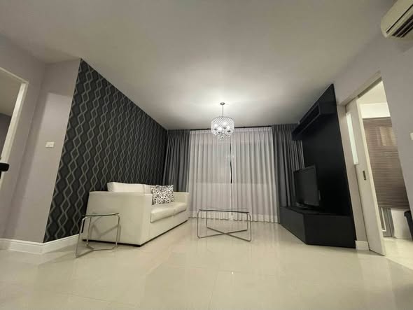 bedroom of Condo One Sathon