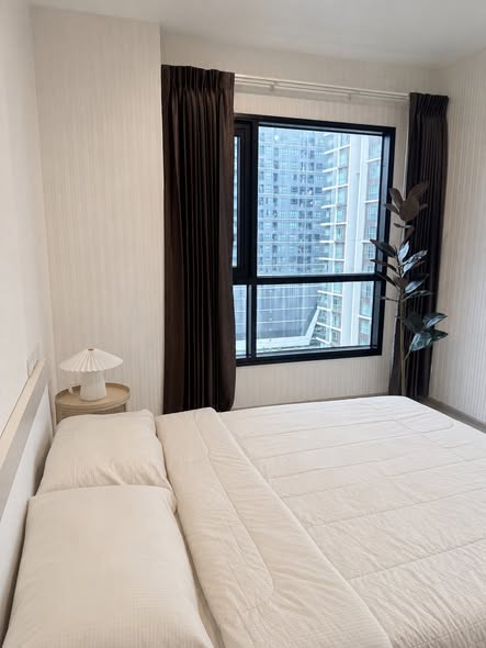 bedroom of Condolette Midst Rama 9
