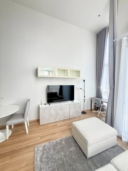 living room and bedroom of Culture Thonglor