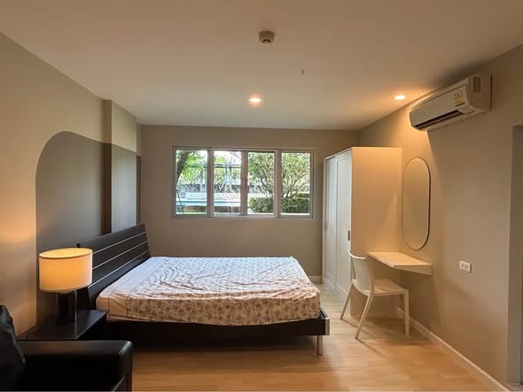 bedroom of D condo ramindra
