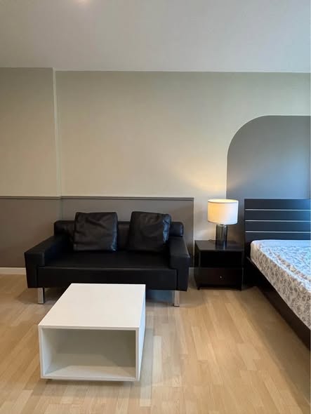 living room and bedroom of D condo ramindra
