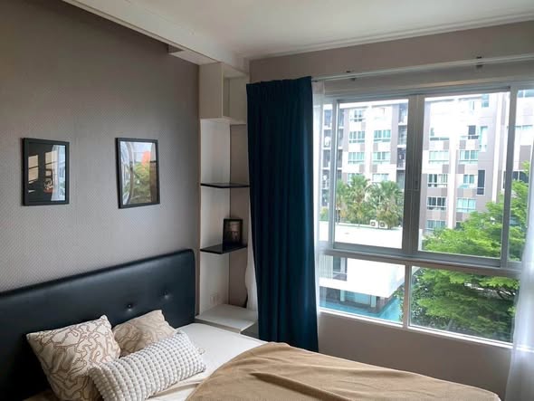 bedroom of D Condo Sukhumvit 109