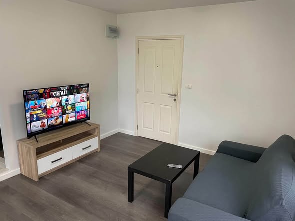 bedroom and living room of ดีคอนโด แคมปัส รีสอร์ท บางนา : dcondo Campus Resort Bangna