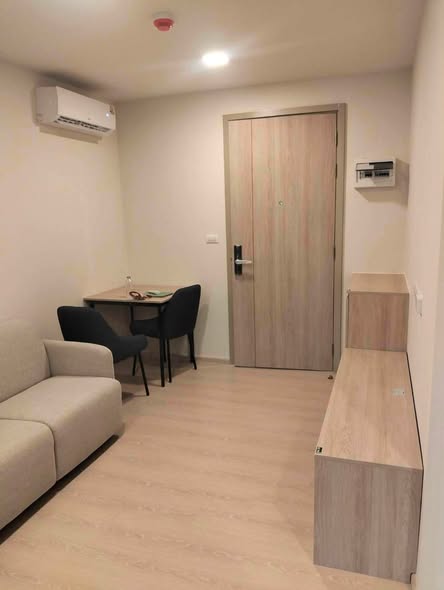 bedroom and room interior of dcondo kiri