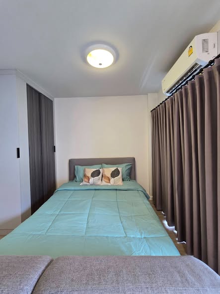 bedroom of dcondo rin