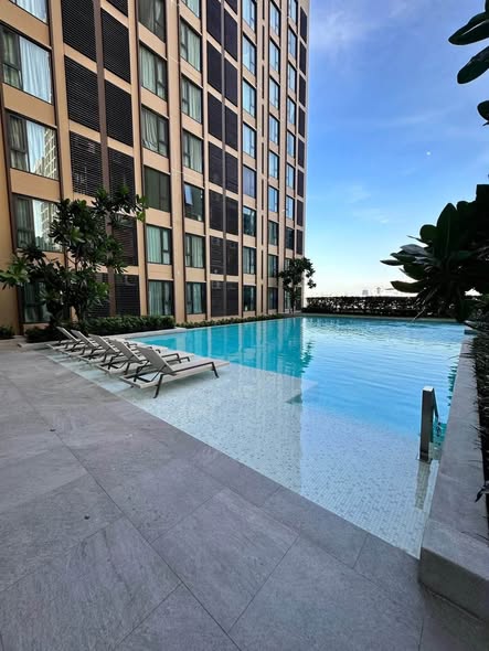 pool of DENIM Jatujak