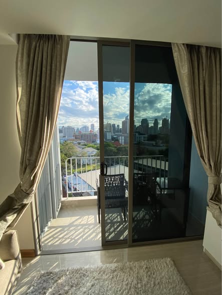 bedroom and room interior of Downtown49