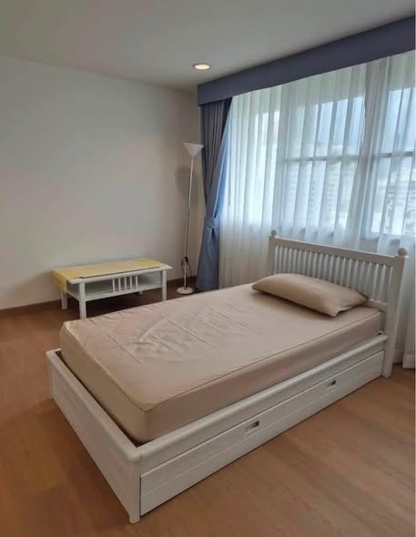 bedroom of DS Towers1