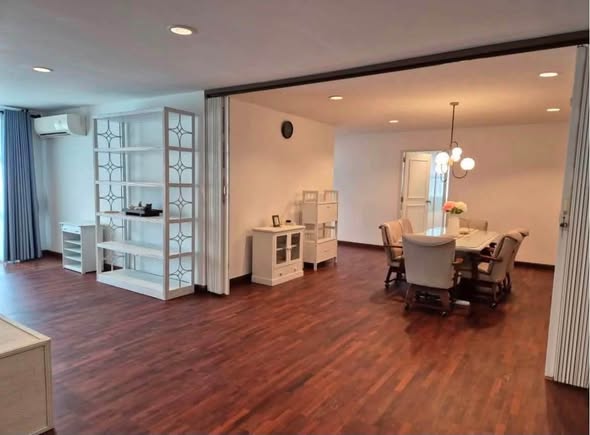 room interior of DS Towers1