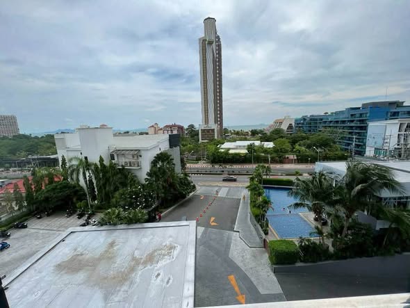 Dusit Grand Condo View
