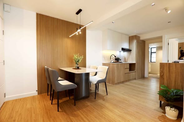 Eastwood Park Condominium