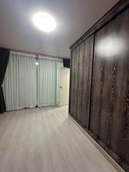 room interior of Eco Space Bangna
