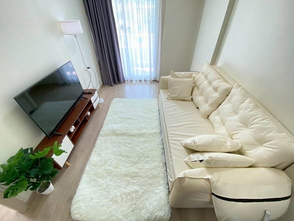 living room of Elio Del Ray