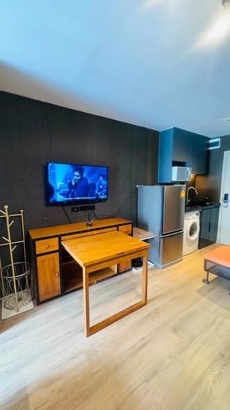 living room and room interior of Elio Sukhumvit 64