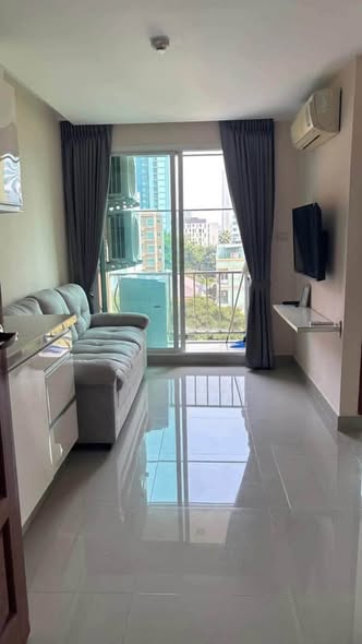 bedroom of Emerald Residence Ratchada Condominium