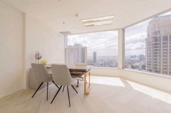 room interior of Empire Tower